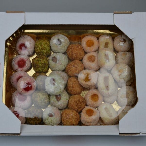 Gâteaux  amande assortis plateau x 40 pièces en 1.5kg