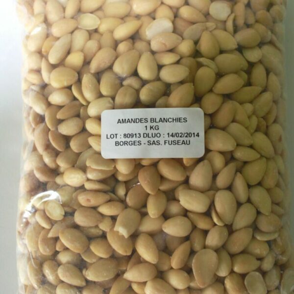 Amande Entiere Blanche sans peau 1kg